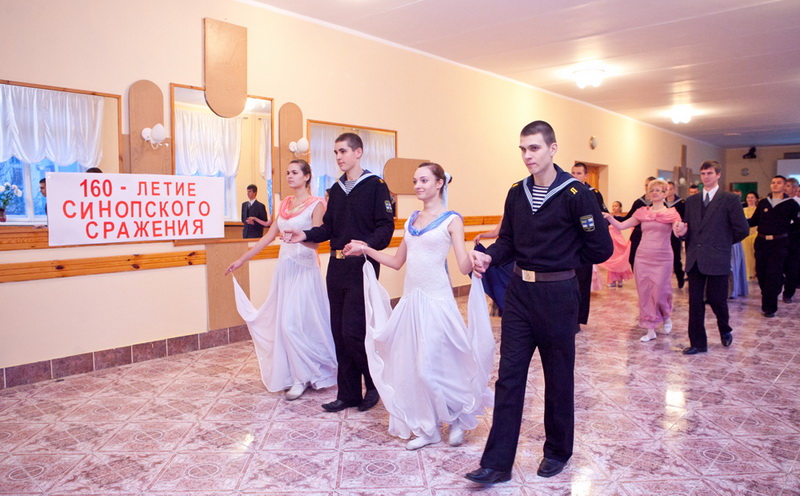 В Севастополе прошел бал по случаю 160-летия Синопской победы