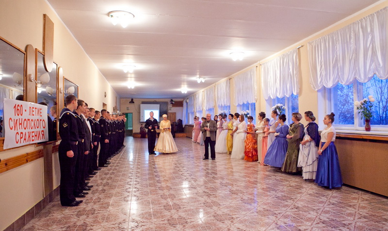 В Севастополе прошел бал по случаю 160-летия Синопской победы
