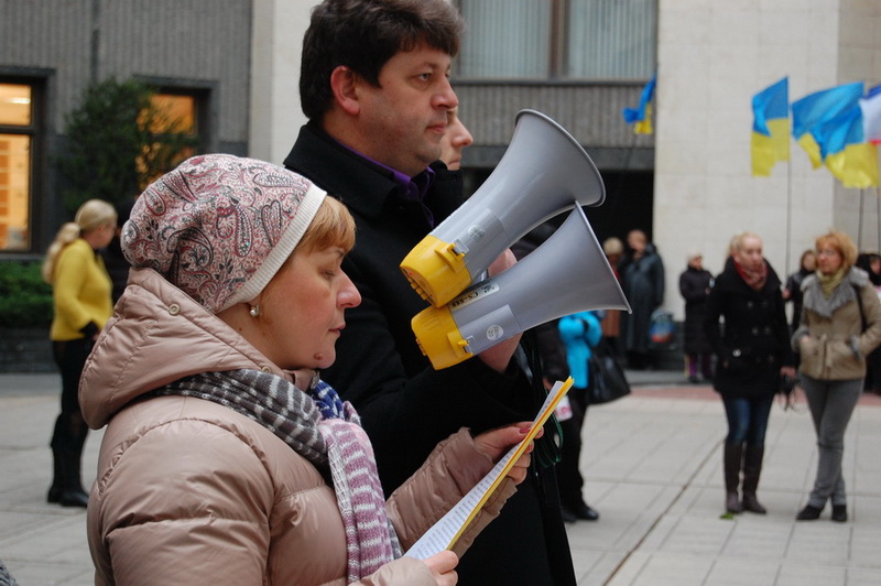 В Крыму провели митинг в поддержку государственных решений относительно евроинтеграции