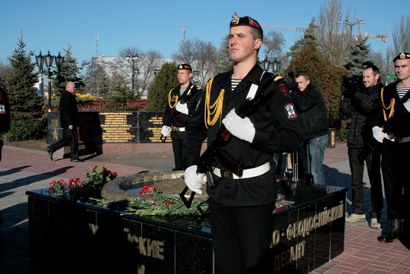 В Керчи провели день Верховной Рады АРК