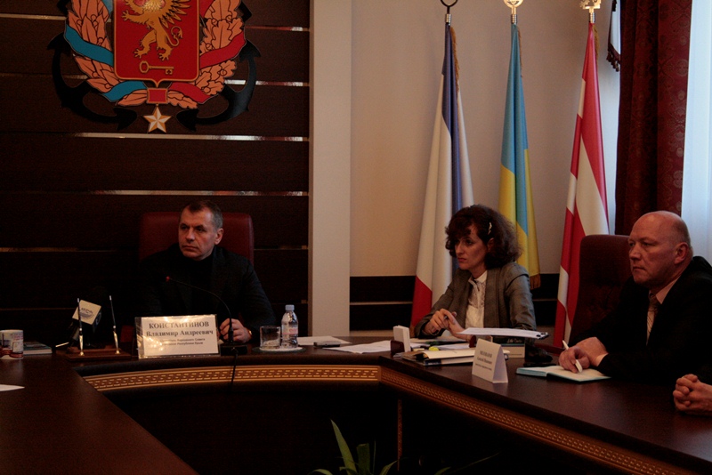 В Керчи провели день Верховной Рады АРК