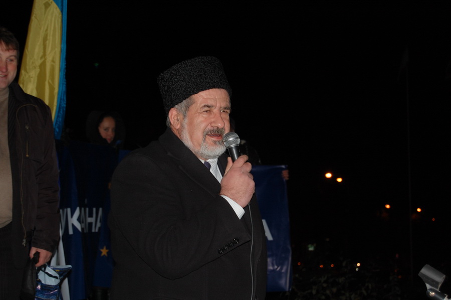 В Симферополе прошла немногочисленная акция в поддержку ассоциации Украины с ЕС