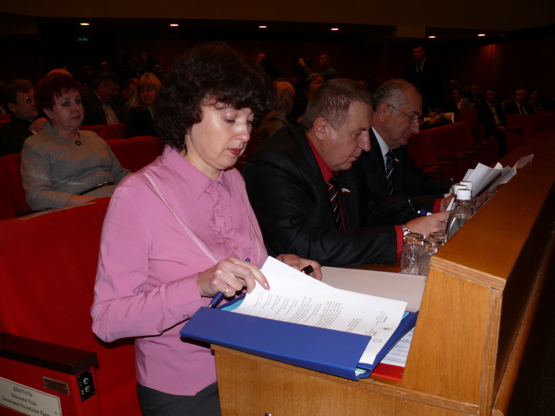 Крымские депутаты призвали Президента навести порядок в стране