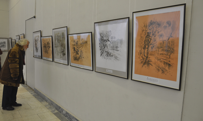 В Симферополе открылась выставка крымского пейзажиста