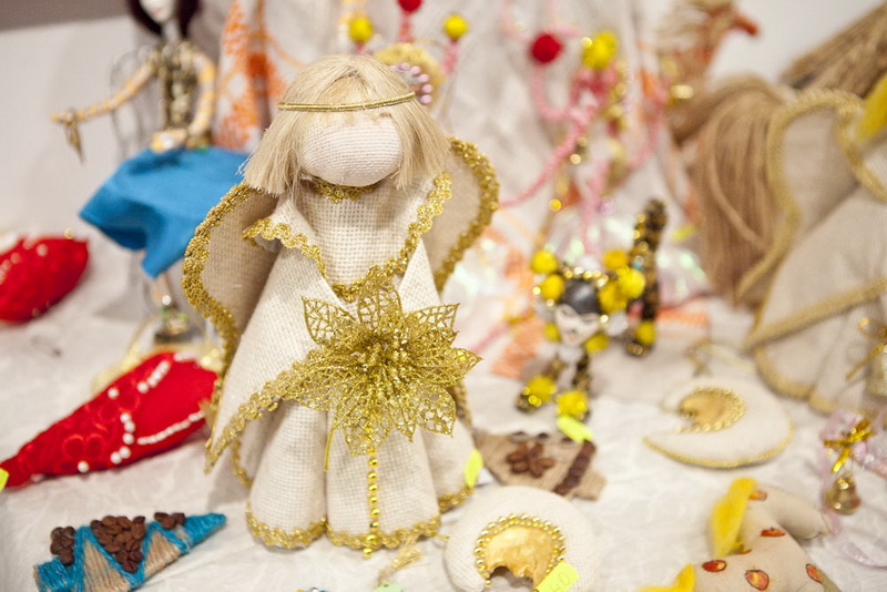 В Севастополе открылась ярмарка «Рождественские традиции»