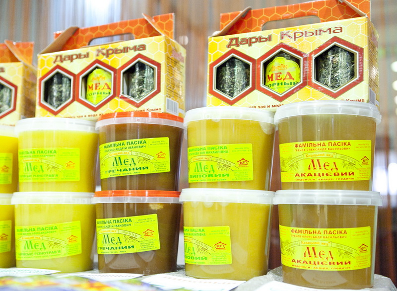 В Севастополе открылась ярмарка «Рождественские традиции»