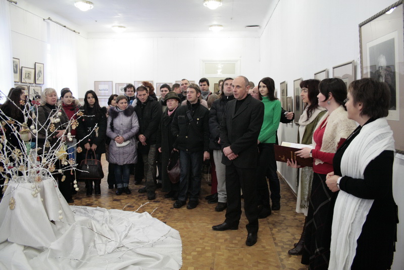 В Симферополе открылась выставка «Эпоха Романовых в графическом искусстве»