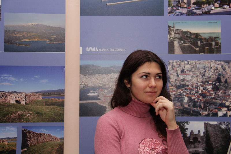 В Симферополе открылась выставка фотографий средневековых портов