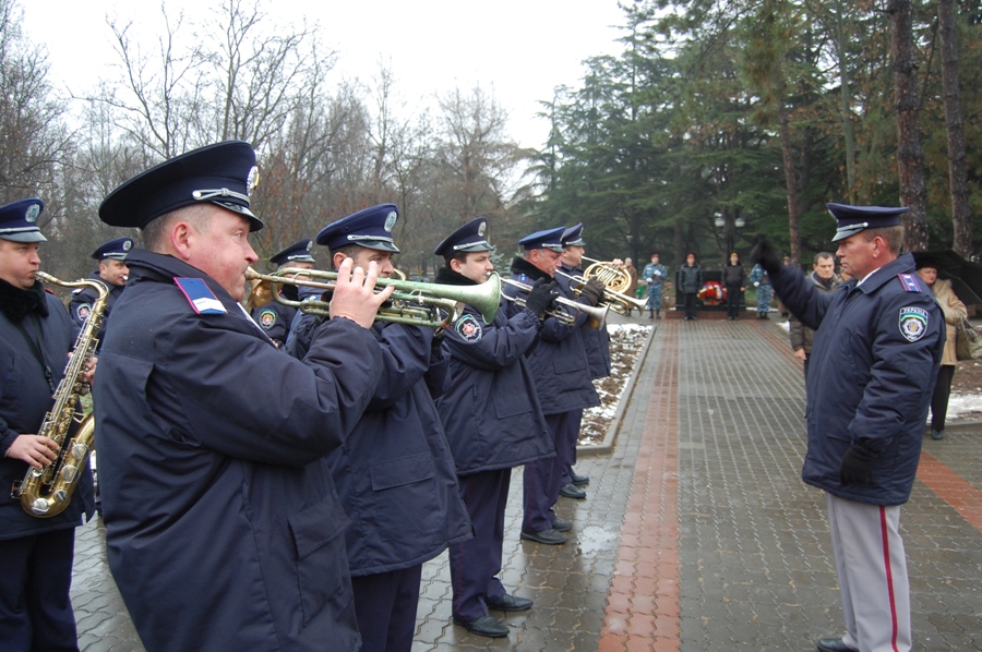 В Симферополе почтили память погибших чернобыльцев