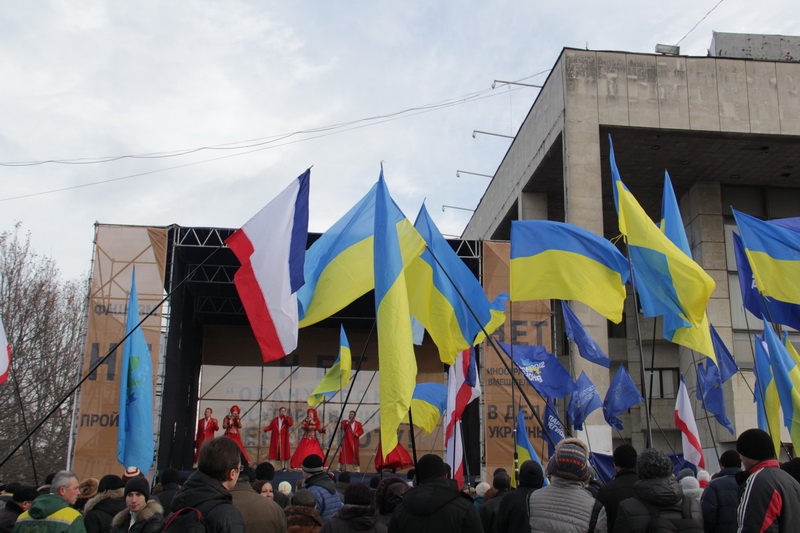В Симферополе прошел митинг против государственного переворота