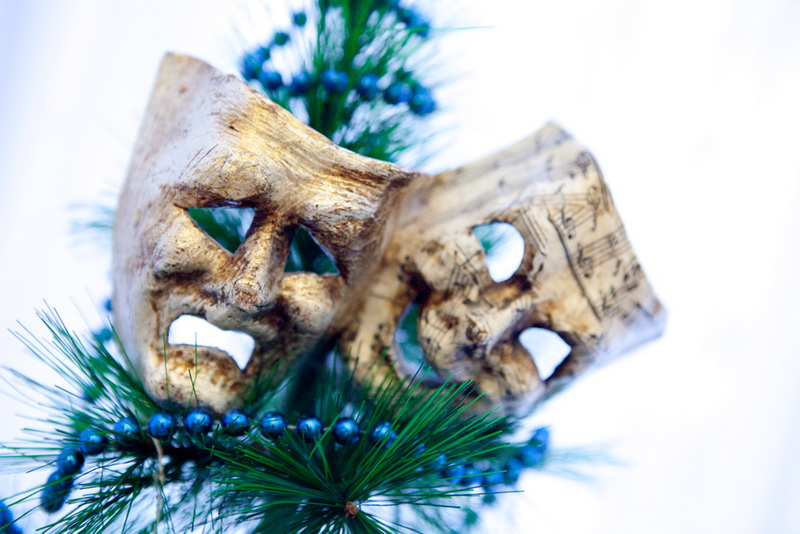 В Севастополе открылась театральная выставка