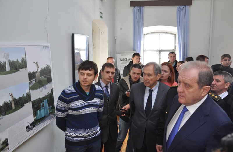 В Симферополе презентовали проекты мемориального комплекса морякам-черноморцам