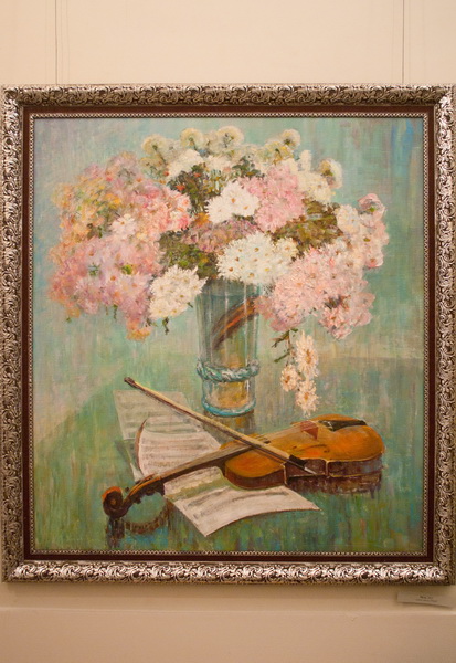 В Севастополе открылась выставка «Прогулки по Крыму»