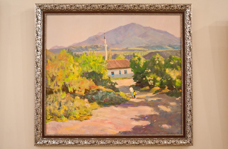 В Севастополе открылась выставка «Прогулки по Крыму»