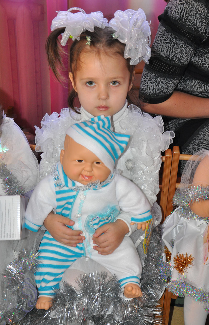 Крымский премьер поздравил с Днем святого Николая воспитанников Дома ребенка в Симферополе