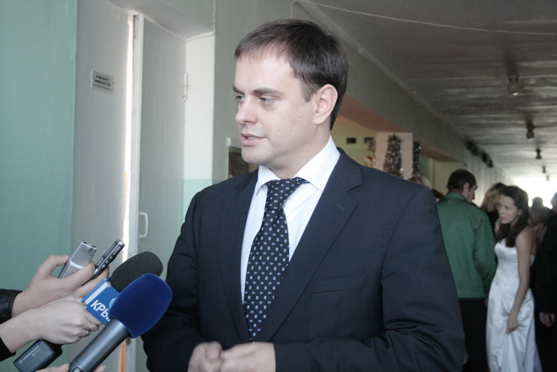 Воспитанники школы-интерната для слабослышащих детей получили подарки ко Дню святого Николая