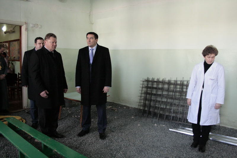 В Симферополе детское психиатрическое отделение получило новые стулья