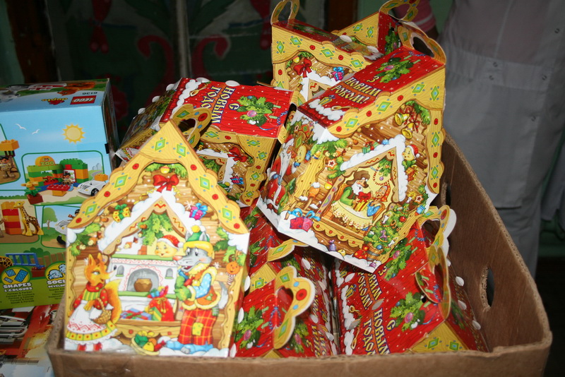 В Симферополе детское психиатрическое отделение получило новые стулья