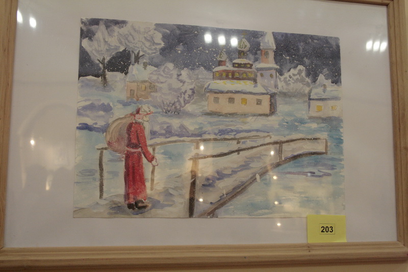 В Симферополе открылась выставка новогодних поделок