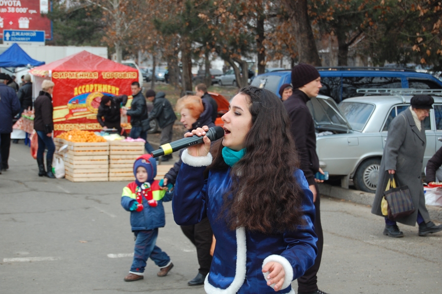 В Симферополе прошла предновогодняя ярмарка
