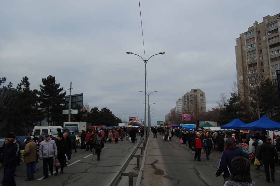 В Симферополе прошла предновогодняя ярмарка