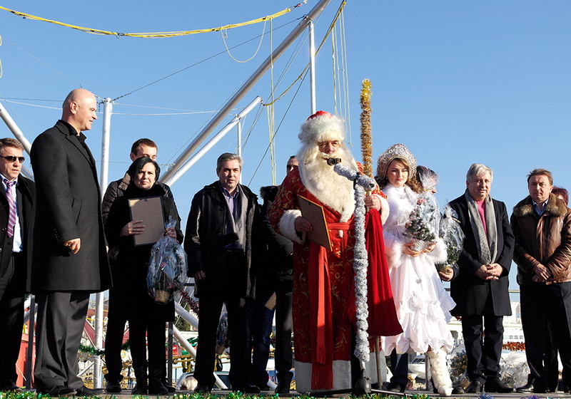 В Ялте состоялся ежегодный «Мороз-парад»