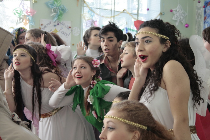 Крымский спикер поздравил школьников Научного с новогодними праздниками