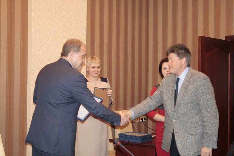 Проект «Социальная карта крымчанина» продлили до конца 2015 года