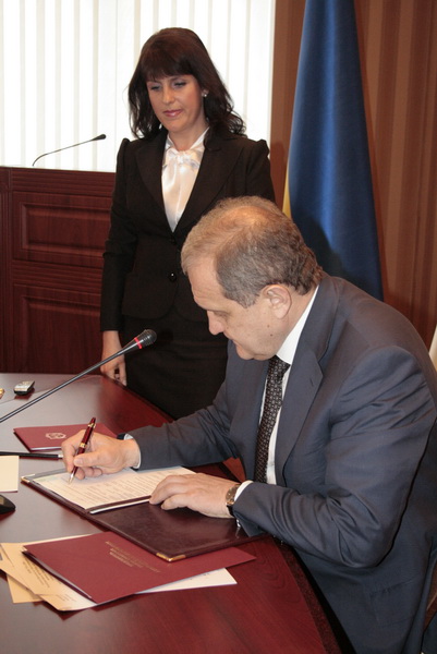 Проект «Социальная карта крымчанина» продлили до конца 2015 года