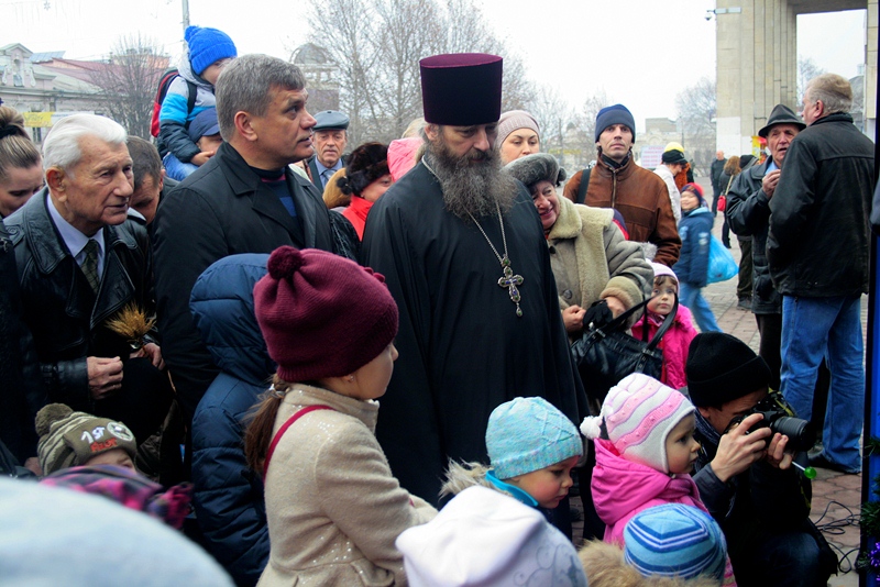 В Симферополе открыли Рождественский вертеп