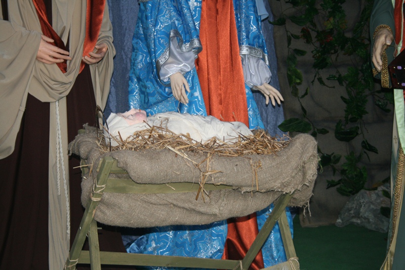 В Симферополе открыли Рождественский вертеп