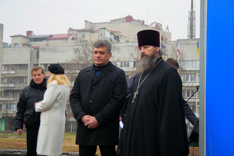 В Симферополе открыли Рождественский вертеп