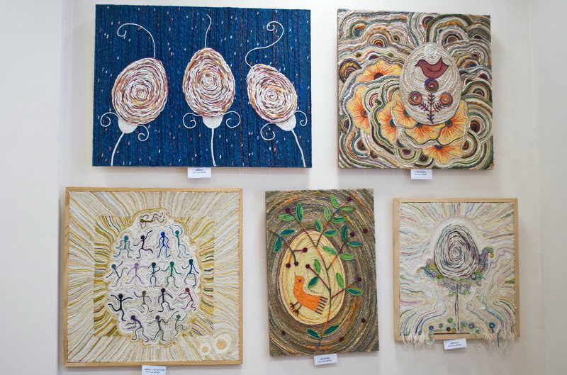 В Севастополе проходит выставка нетканого гобелена