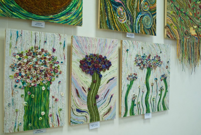 В Севастополе проходит выставка нетканого гобелена