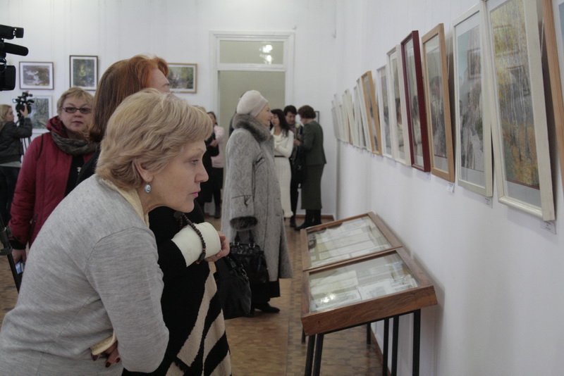 В Симферополе открылась выставка акварели крымского архитектора