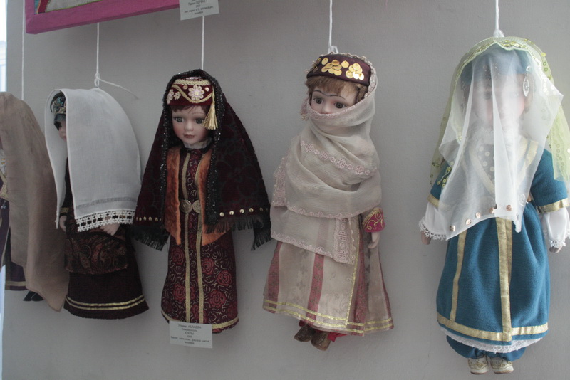 В Симферополе открылась выставка декоративного искусства 