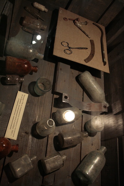 В Симферополе открыли выставку, посвященную фронтовым медикам