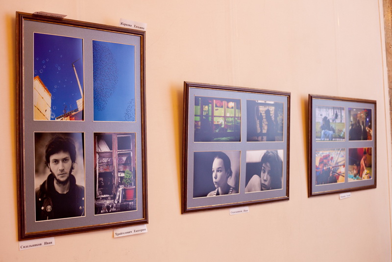 В Севастополе открылась выставка народного фотоклуба