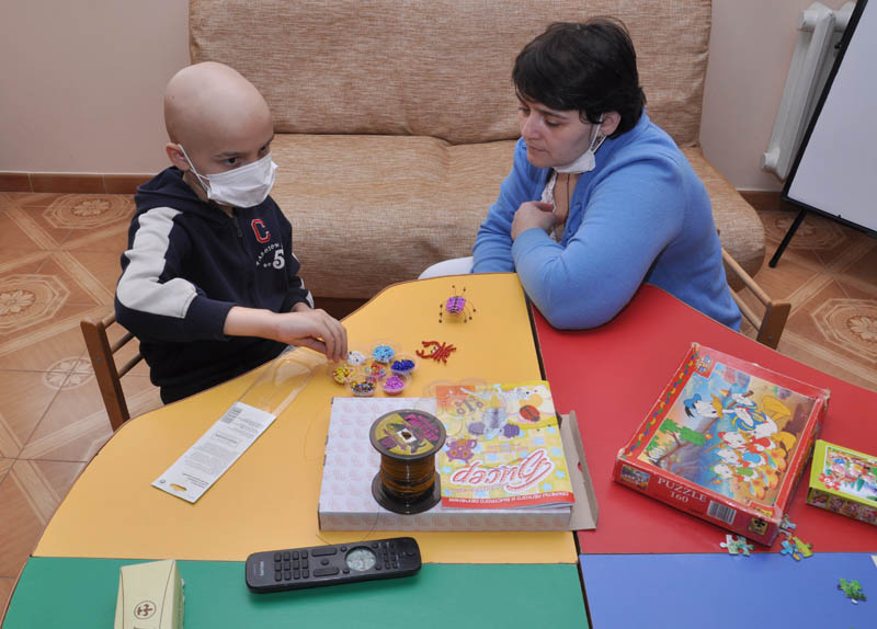 Детской больнице в Крыму передали лекарства, приобретенные за благотворительные средства