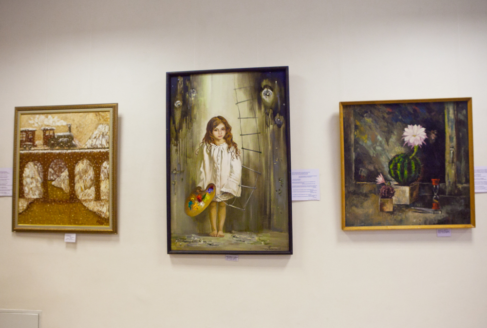 В Севастополе открыли выставку памяти Высоцкому 