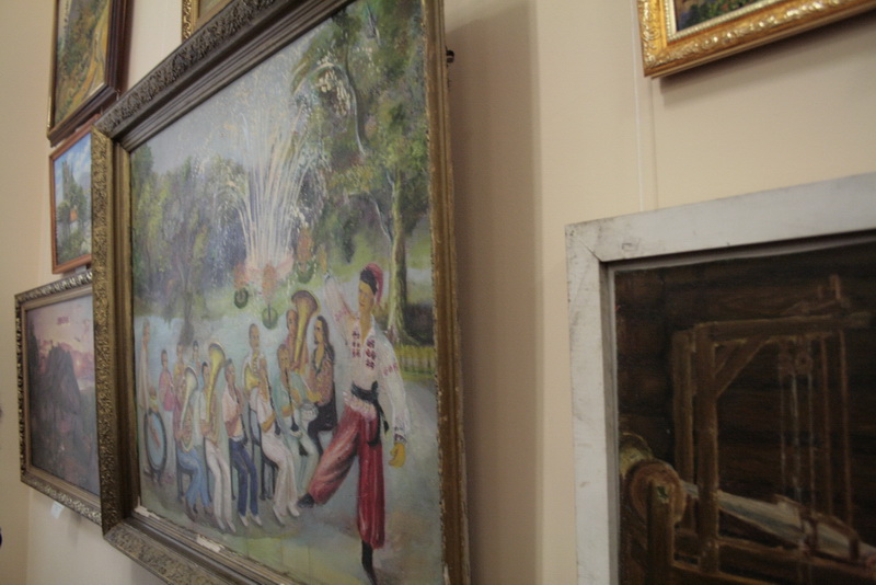 В Симферополе открылась выставка памяти крымского искусствоведа Рудольфа Подуфалого