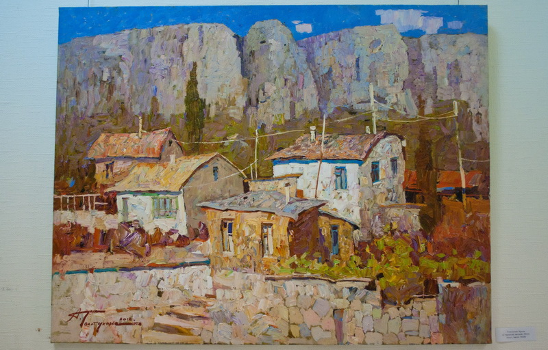 В Севастополе проходит выставка крымских пейзажей