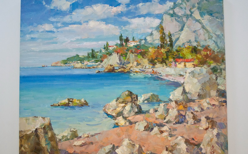 В Севастополе проходит выставка крымских пейзажей