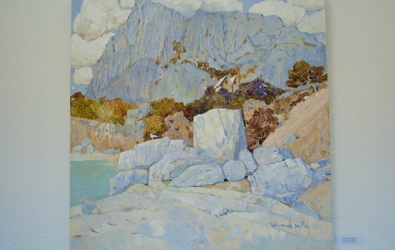 В Севастополе проходит выставка крымских пейзажей
