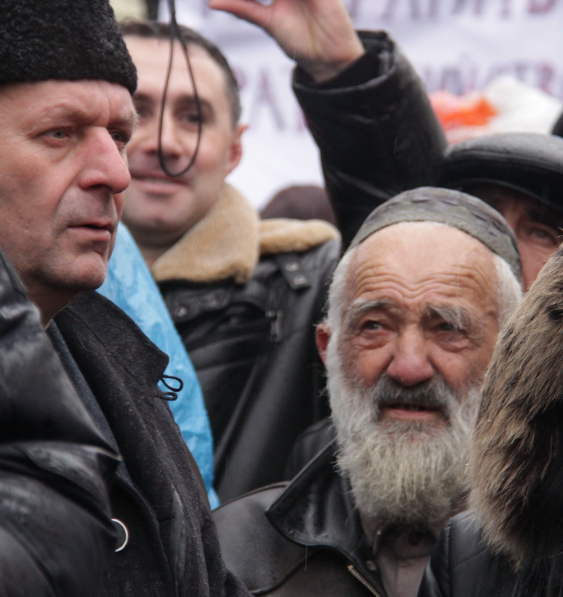 Крымские татары провели митинг в Симферополе 