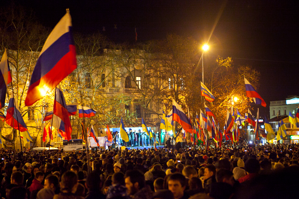 В Севастополе общегородской митинг собрал 5 тыс. человек