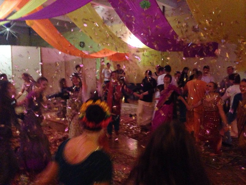 В Симферополе прошел фестиваль индийской культуры «Голока фест»