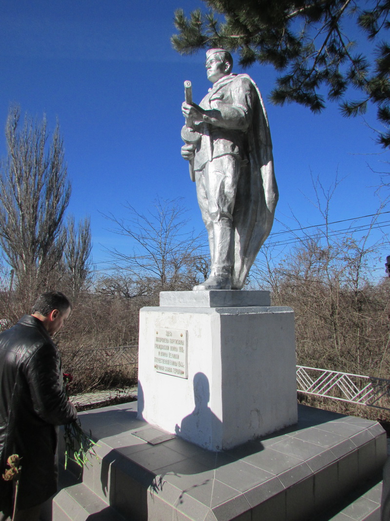 Крымчан призвали объединяться против экстремизма