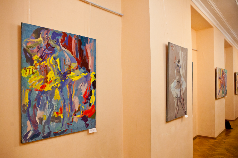 В Севастополе открылась выставка картин «Балет»