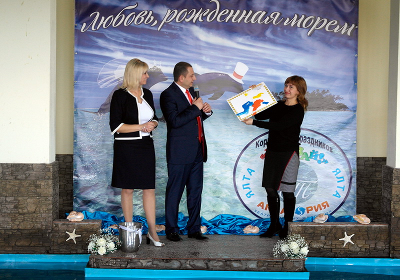 В Ялте состоялась первая в Украине свадьба дельфинов